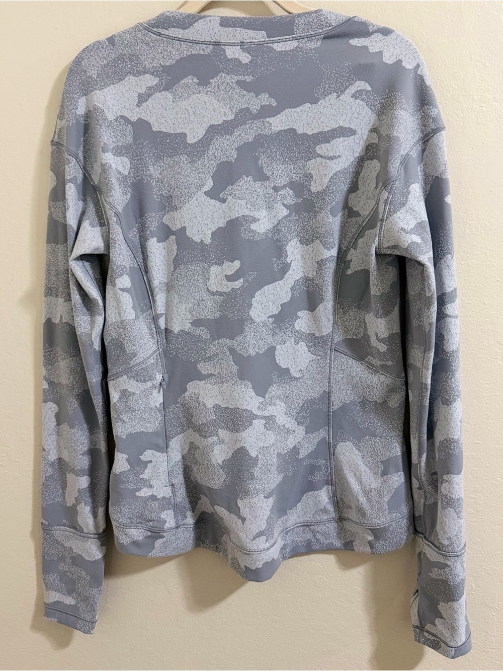 Lululemon Camo Close To Crossing Rulu Long Sleeve Shirt Crossover Gray Size 8 - Picture 6 of 10